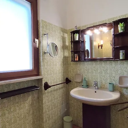 Villa 120m Dal Mare - Wifi, Giardino, Posto Auto Privato *